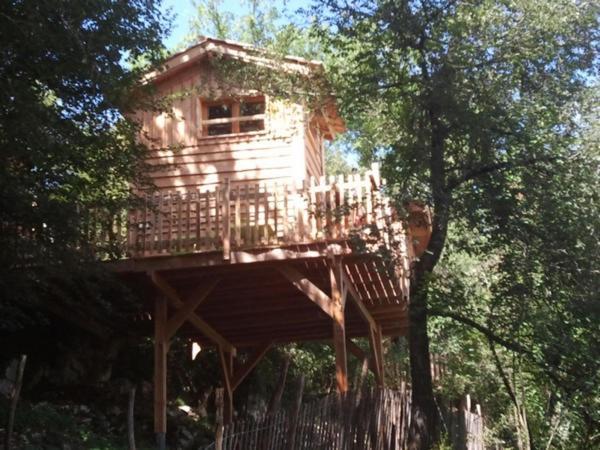 Saint-Antoine-de-Breuilh Nuits Perchees A Laroque Bed & Breakfast エクステリア 写真